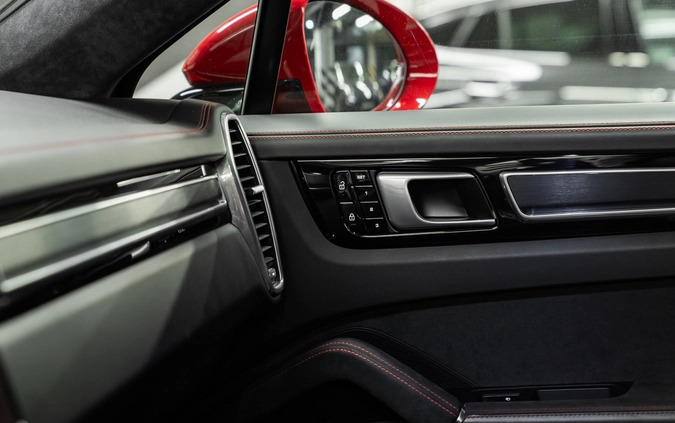Porsche Cayenne cena 454900 przebieg: 75600, rok produkcji 2020 z Kraków małe 781